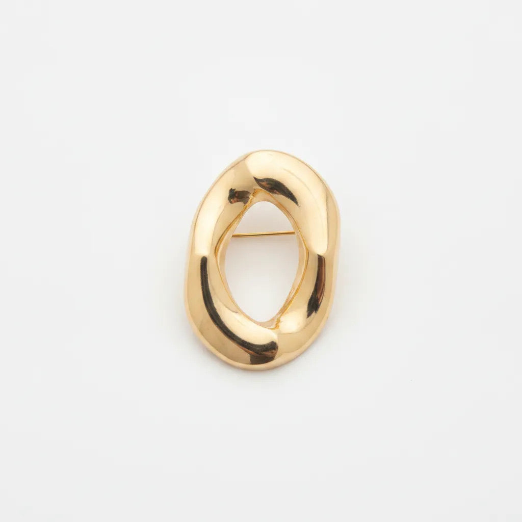 Oval Link Brooch