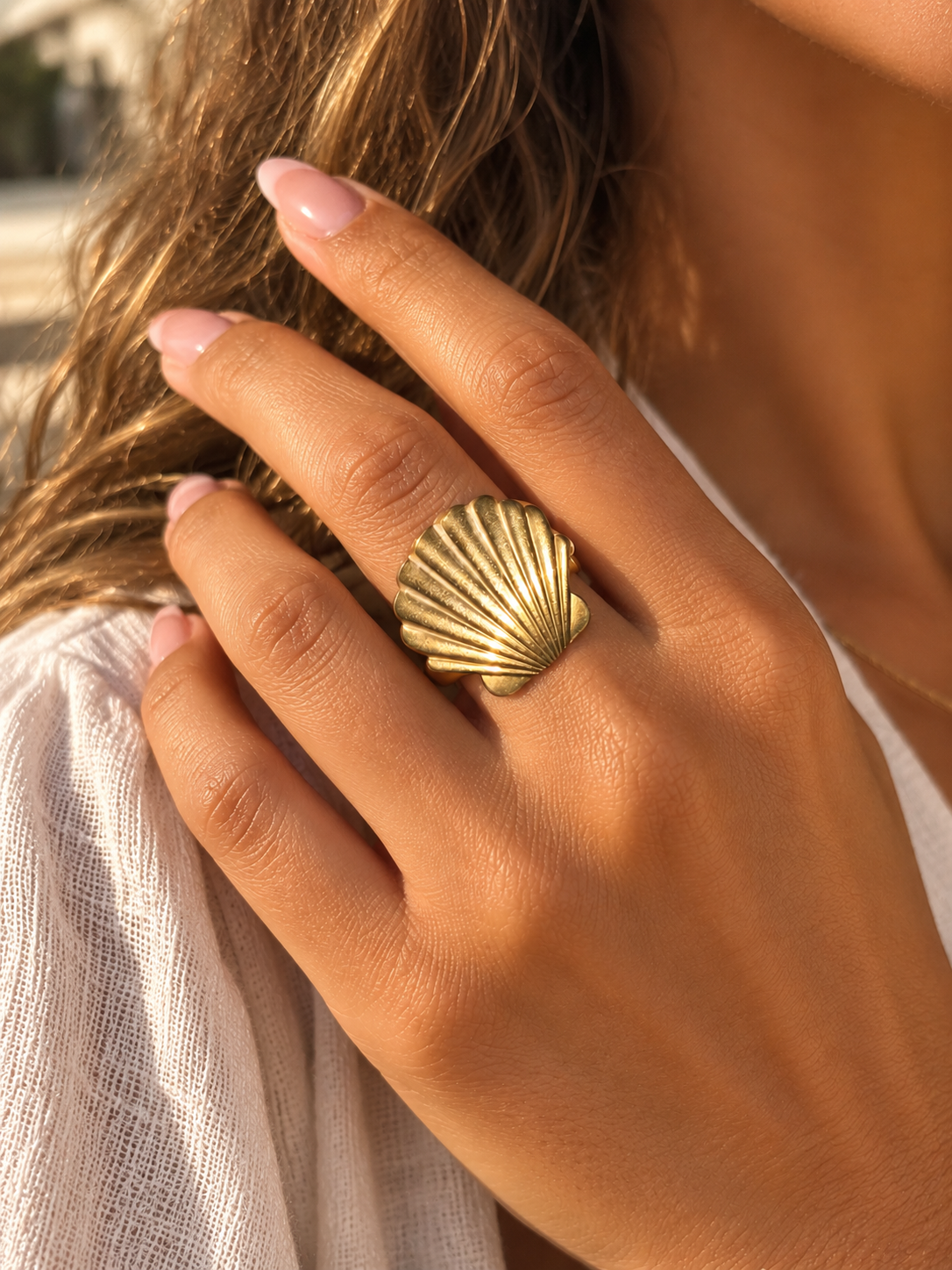 Soleil Shell Ring