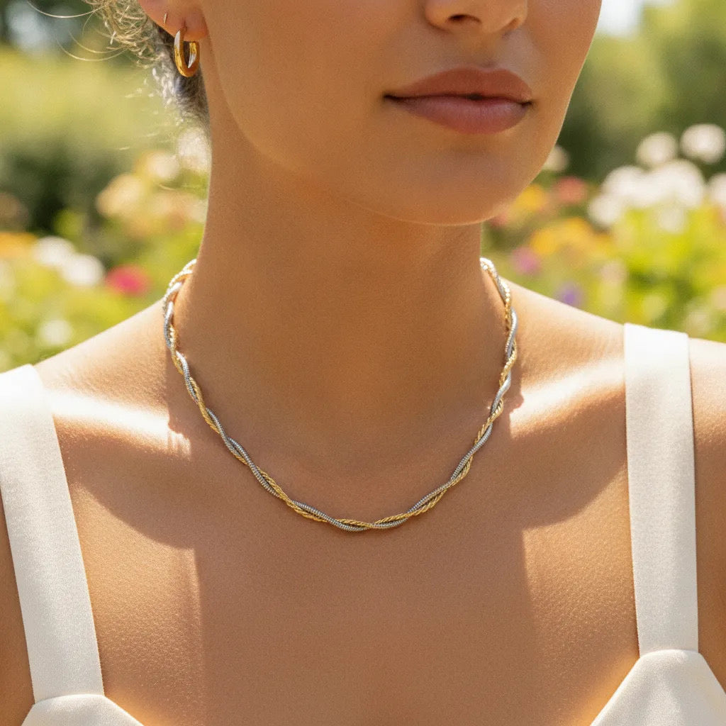 Twist Necklace