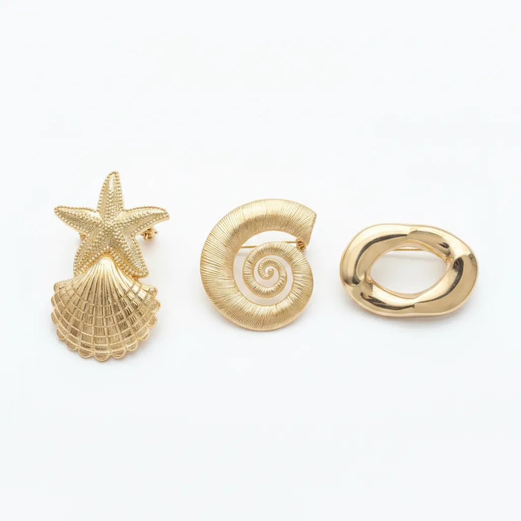 Oval Link Brooch