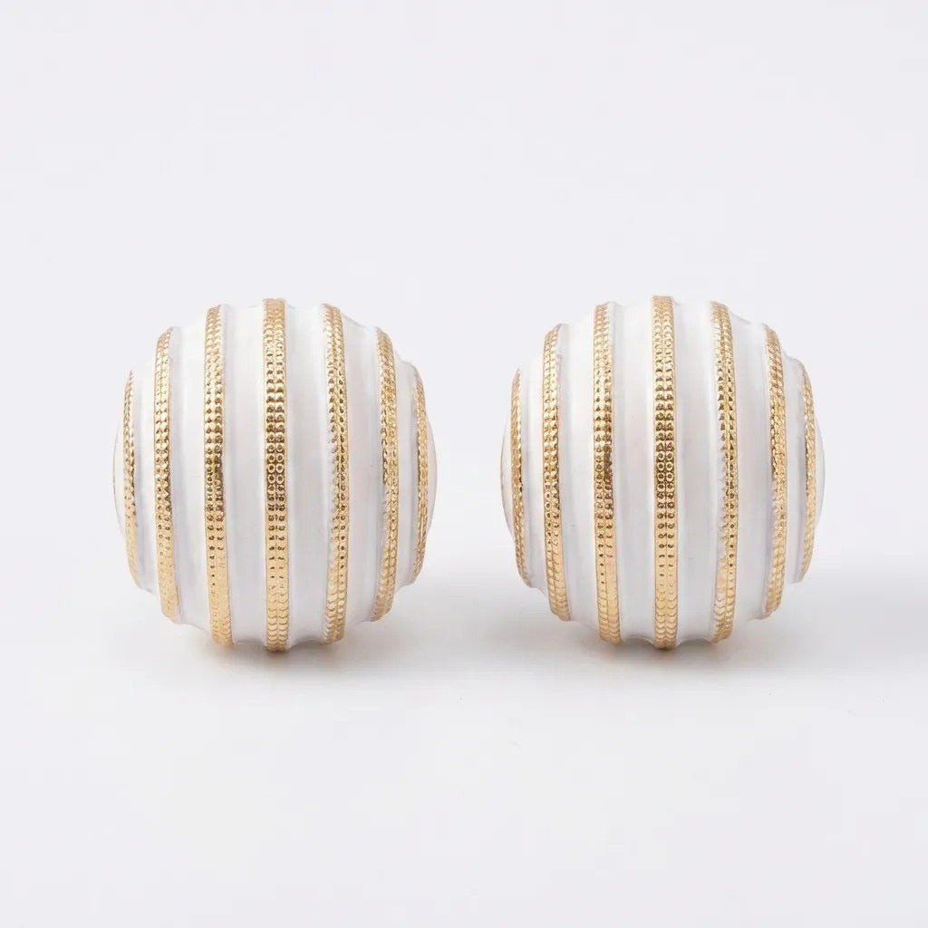 Pinstripe Studs
