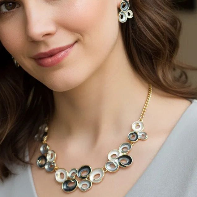 Halo Necklace & Earrings Set