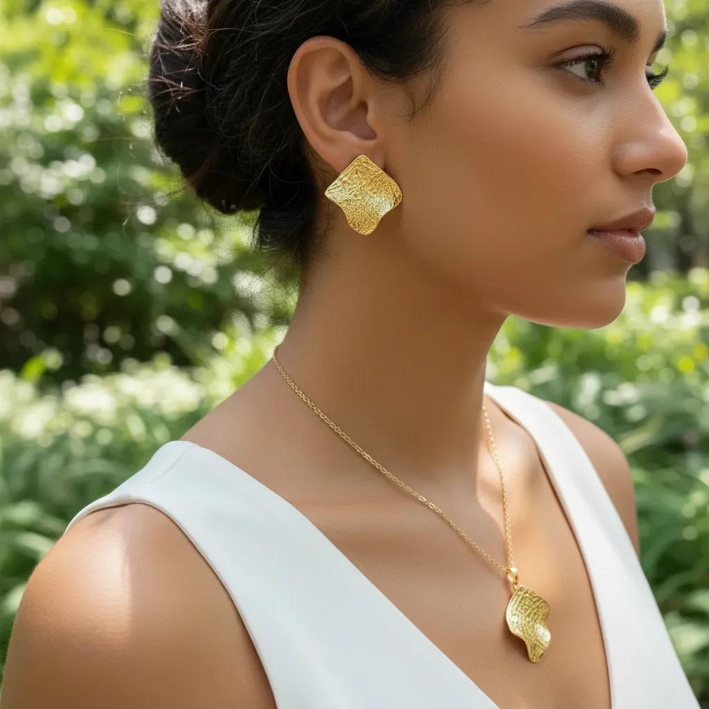 Golden Charm Set