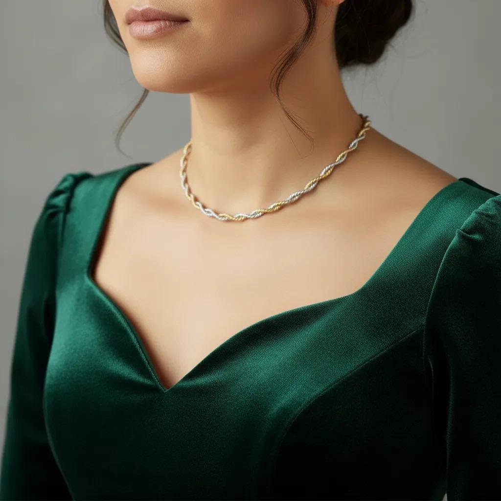 Twist Necklace